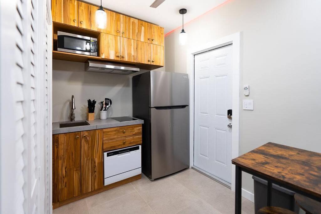 Elegant Miami Apartment East Little Havana / Free Parking Kültér fotó